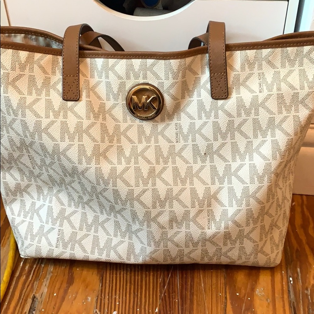 michael kors tote